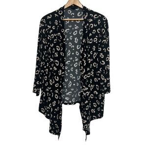Torrid Top Woman’s Size 2X Open Front Black Animal Print Stretch 3/4 Sleeve